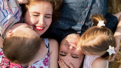 Family Visiting Specialists: Helping Parents with Care and Trust