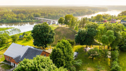 "Merkinė Factory" to Host Celebration for Project Completion: Exhibition, Workshops, Bird Market, and Rooster Contest